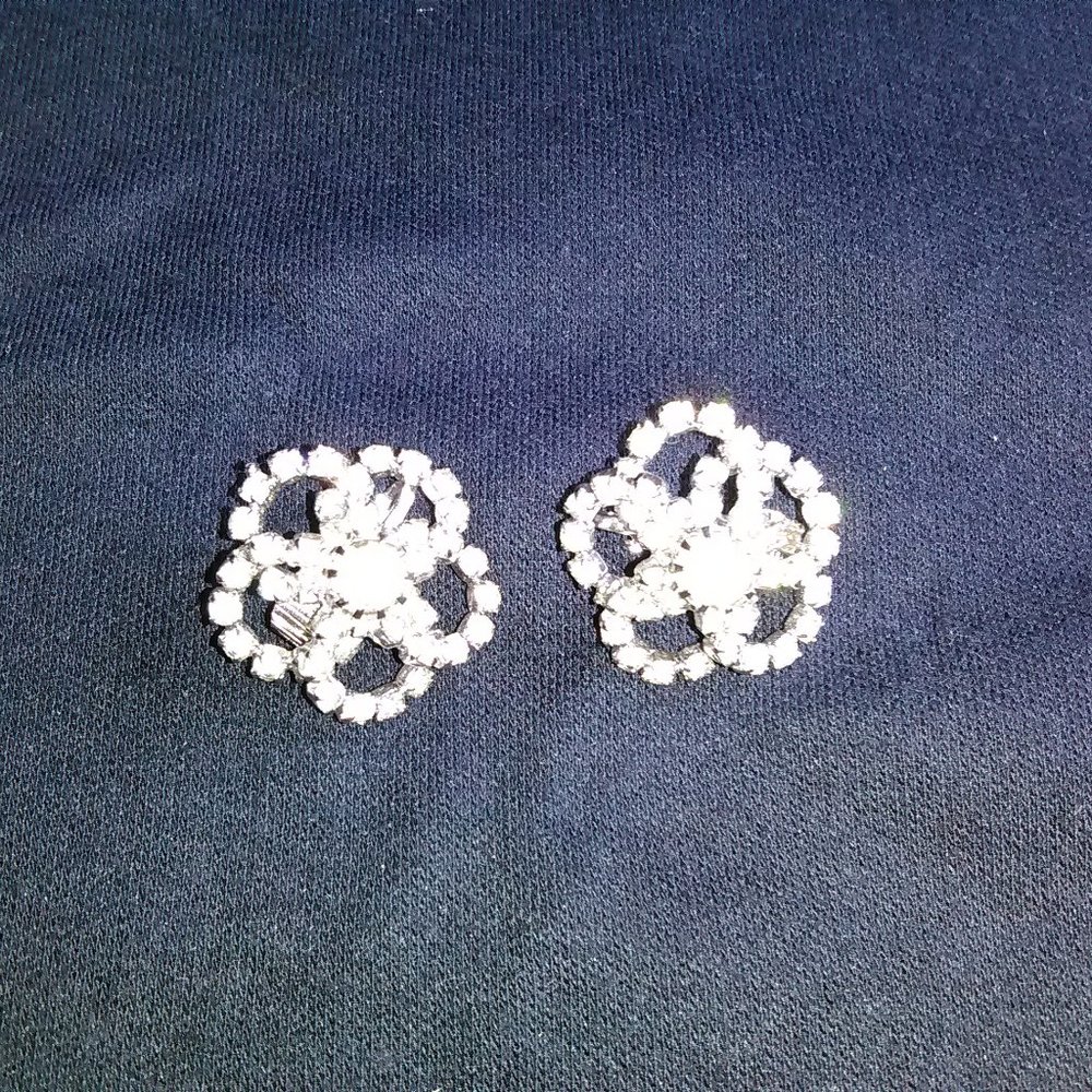 Silver clear rhinestone clip earrings
